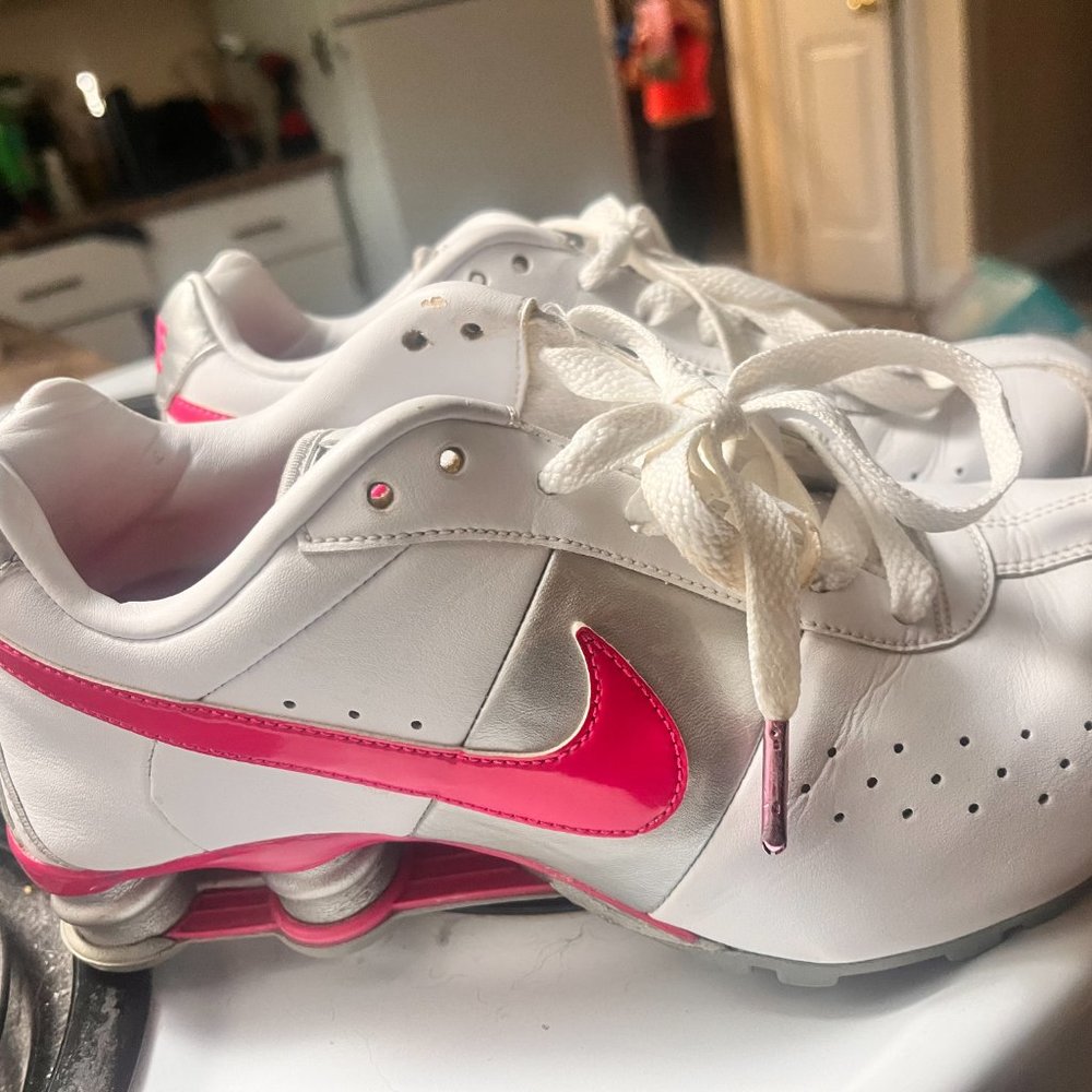 NIKE SHOX - Picture 2 of 3